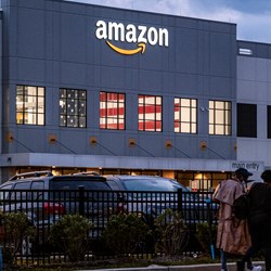 Amazon dừng tuyển dụng nhân viên mới cho bộ phận bán lẻ