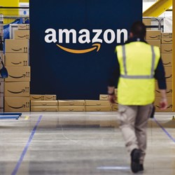 Tỷ lệ vòng quay nhân viên cao của Amazon đang tiêu tốn 8 tỷ đô la mỗi năm Tỷ lệ vòng quay nhân viên cao của Amazon đang tiêu tốn 8 tỷ đô la mỗi năm
