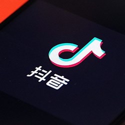 Sự tiến hóa của thương mại điện tử ngành công nghiệp: Mở cửa hàng đa kênh, Hợp tác nền tảng dọc, Quảng bá trên TikTok Sự tiến hóa của thương mại điện tử ngành công nghiệp: Mở cửa hàng đa kênh, Hợp tác nền tảng dọc, Quảng bá trên TikTok